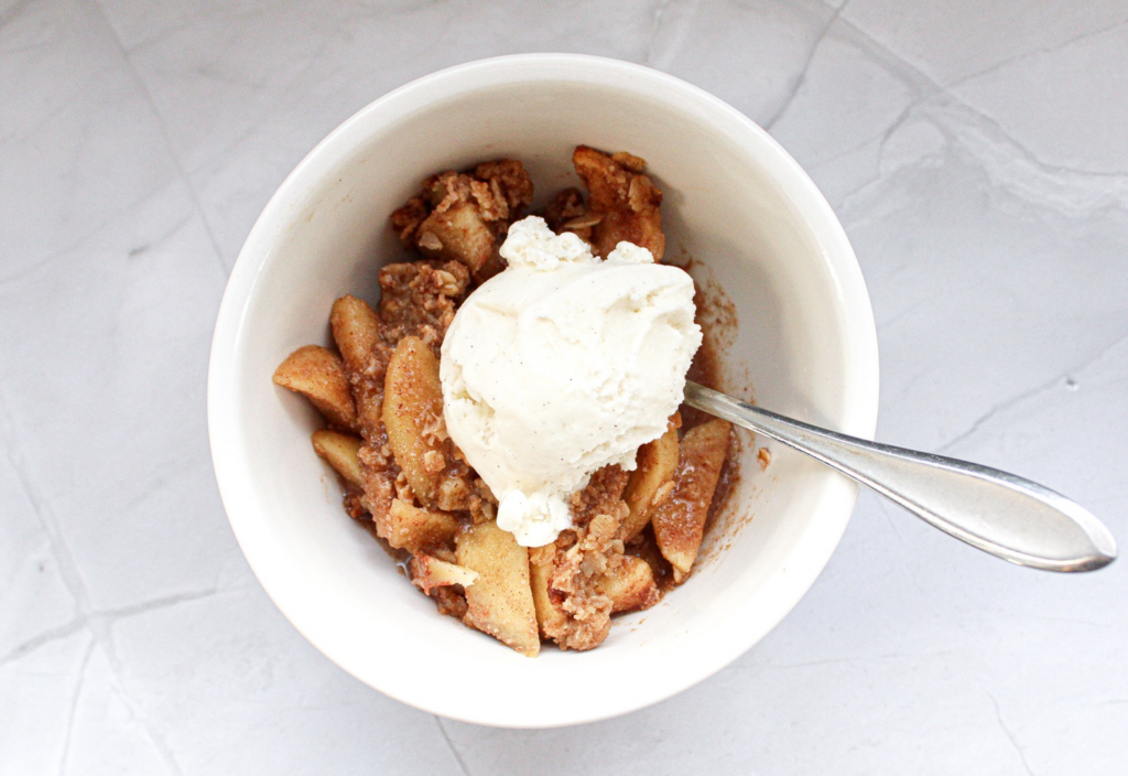 gluten-free apple crisp in a bowl